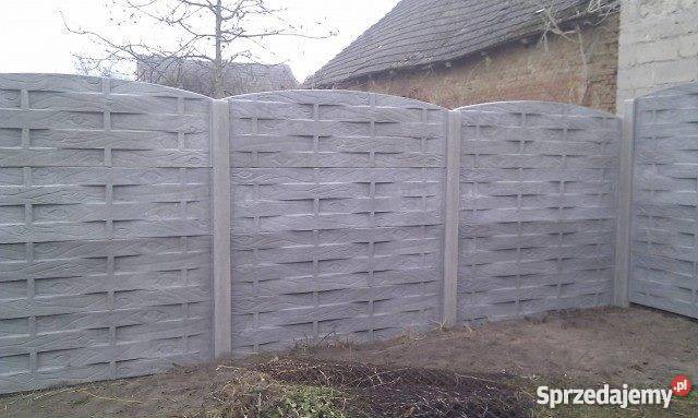 Ogrodzenie betonowe Czernice