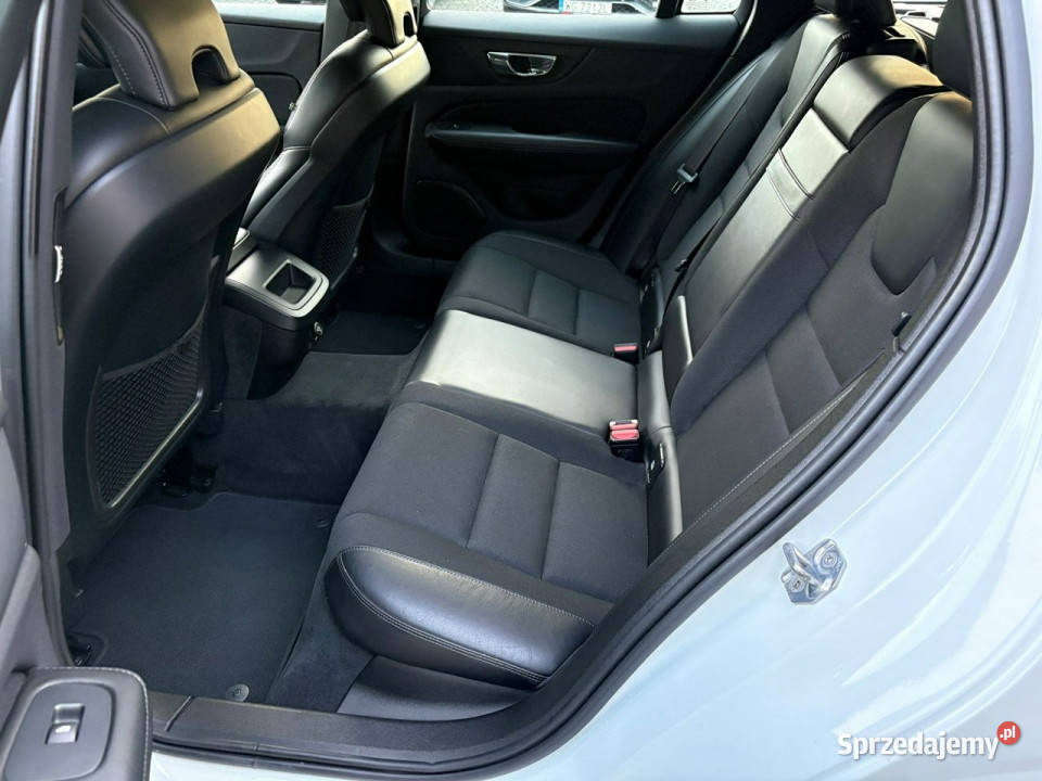 Volvo V60 20 T5 250 Podgrzewane fotele i Zarejestrowany w Polsce mazowieckie Lipówki sprzedam