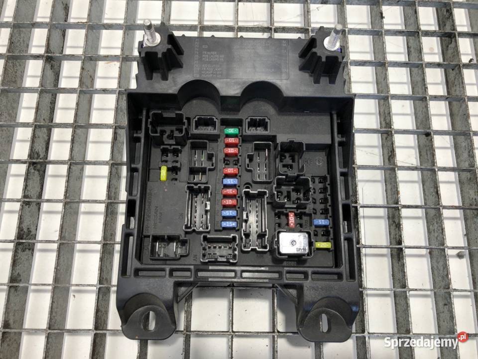 SKRZYNKA BEZPIECZNIKÓW RENAULT TRUCKS D ciężarowe
