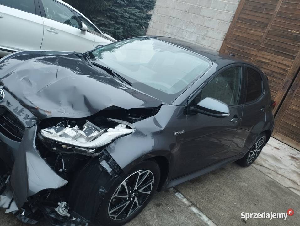 Yaris 2021 chłodnice całe Yaris Turek