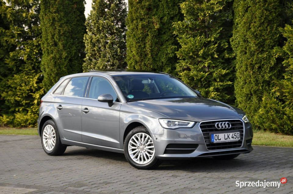 Audi A3 Sportback 14T122Navi centralny zamek Ostrów Mazowiecka sprzedam