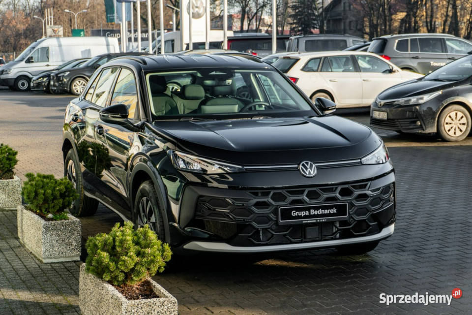 Volkswagen TRoc Life 15 eTSI 150 DSG II 2025 5km Łódź