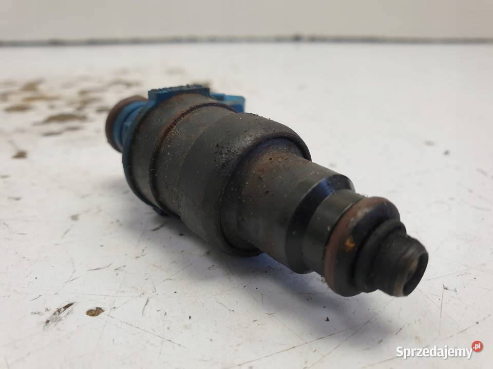 WTRYSKIWACZ Volvo 850 V70 I S70 24 25 10V WTRYS osobowe