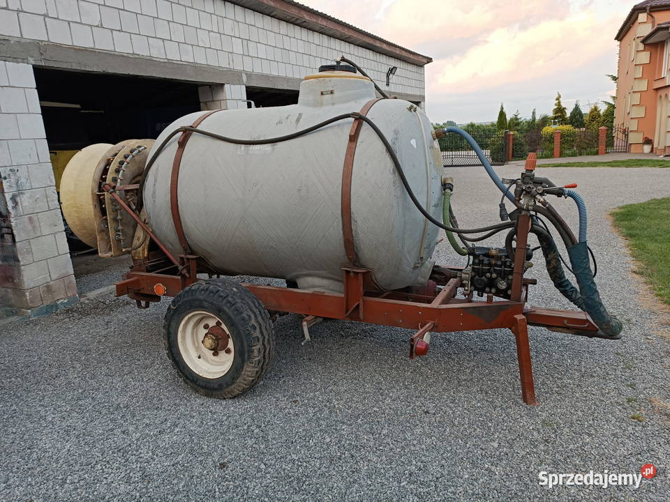 Opryskiwacz sadowniczy pilmet 2000l