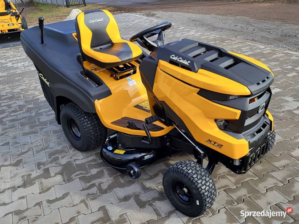 Cub Cadet XT2 PR95 V2 Kawasaki 18 traktorek Traktorki Dymki
