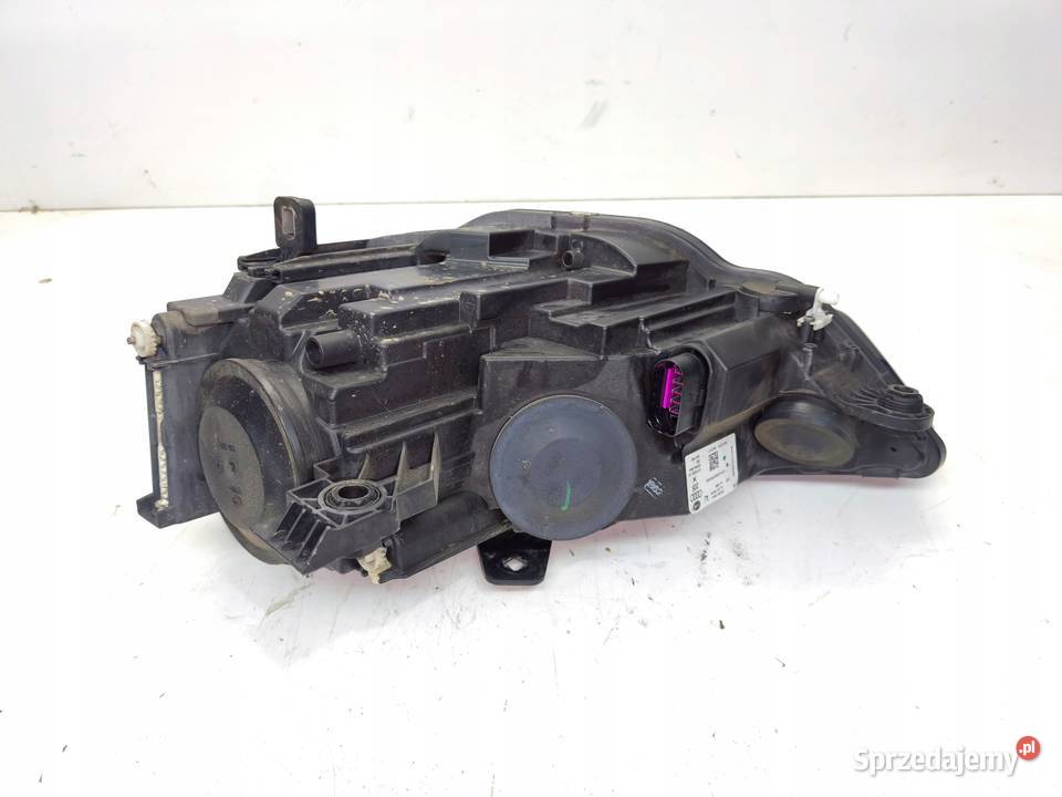 REFLEKTOR LAMPA PRZEDNIA PRAWY PRZÓD AUDI A3 8V Przystajń