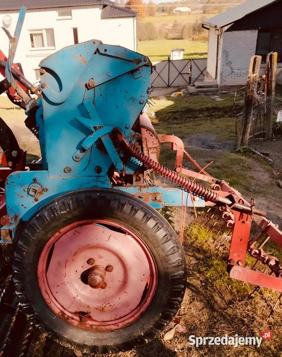 Siewnik zbożowy ISARIA 25 nieuszkodzony Tarczek