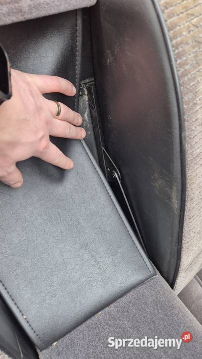 Fotele i kanapa BMW E23 wnętrze