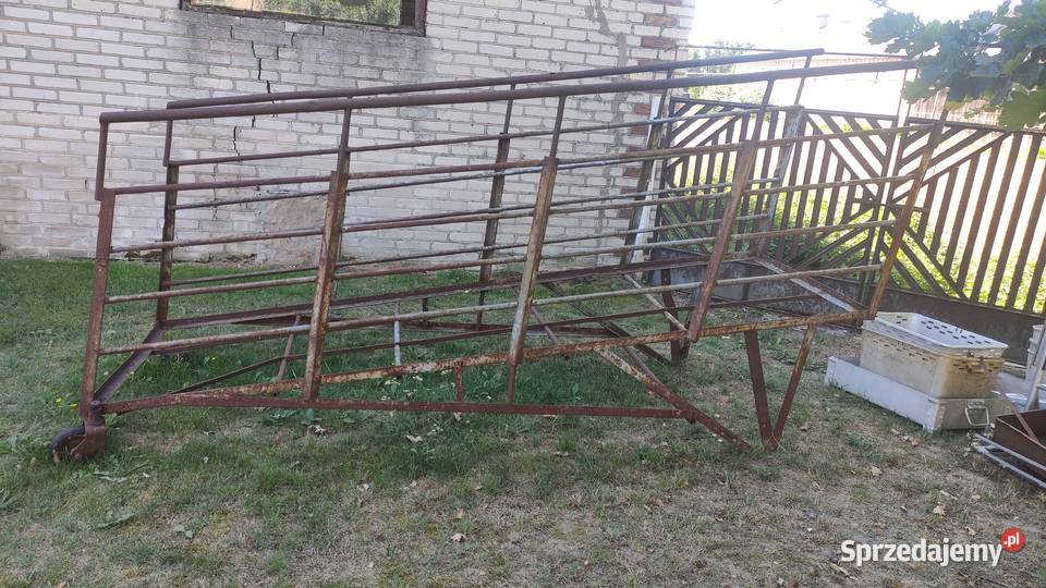 Rampa pochylnia najazd zwierząt hodowlanych koni Mełgiew