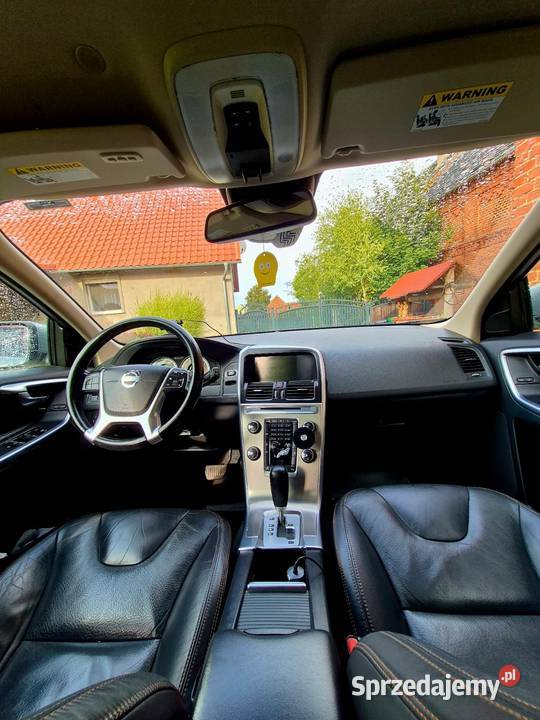 VOLVO XC60 2012 30 T6 304KM Rusinów