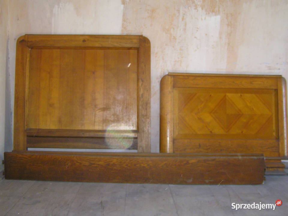 Łóżko pojedyncze drewniane około 75 letnie Holendry sprzedam