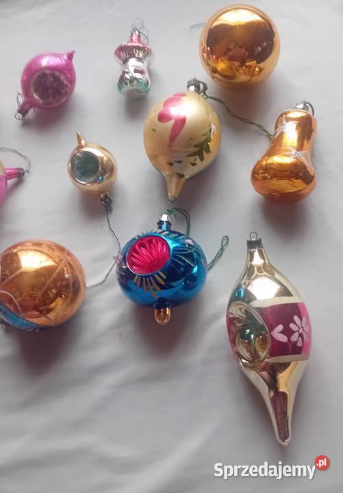 Zestaw 12 bombek z okresu PRL z lat 50ych i Koźminek