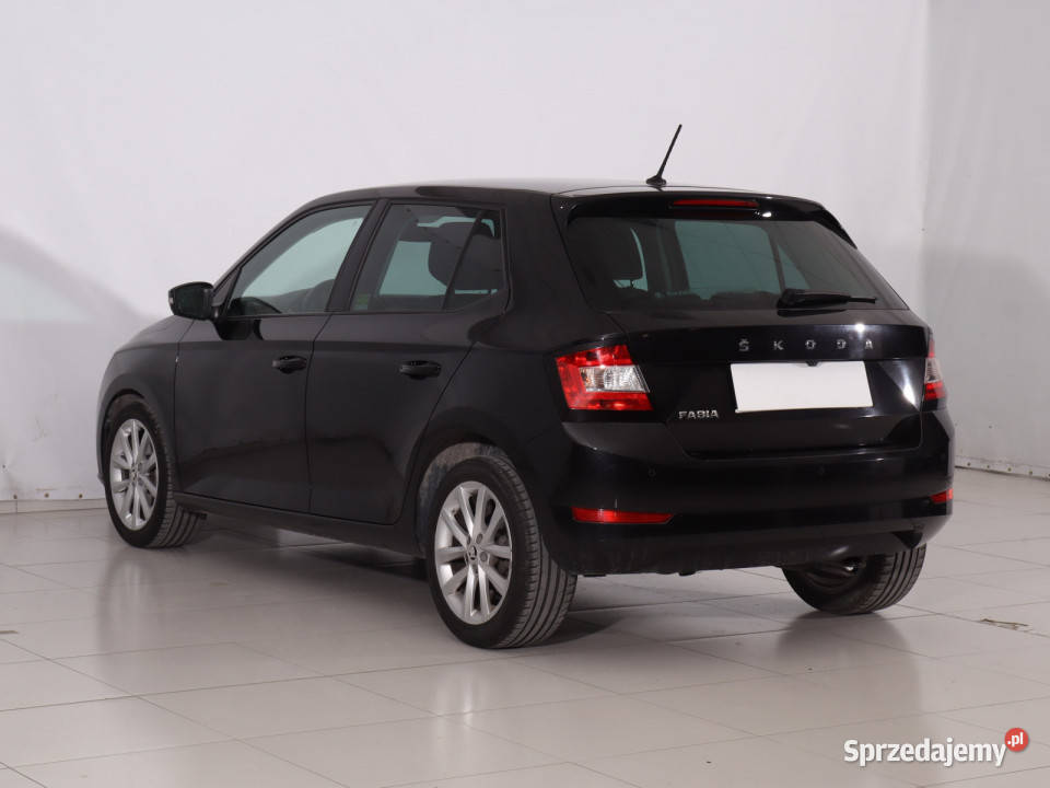 Skoda Fabia 10 TSI Piaseczno