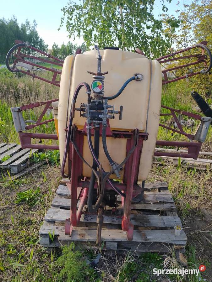 Opryskiwacz Pilmet 300 litrów 8 metrów plus Zawieszane Opryskiwacze łódzkie Wartkowice
