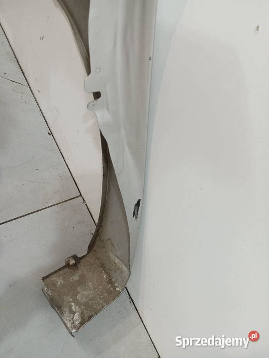 BŁOTNIK PRAWY PRZÓD Z176 Opel Corsa V 2014 E Karoseria