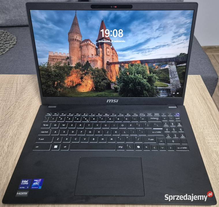 Laptop MSI Modern 15 H AI C1MG010 Intel Ultra 7 16GB Biała