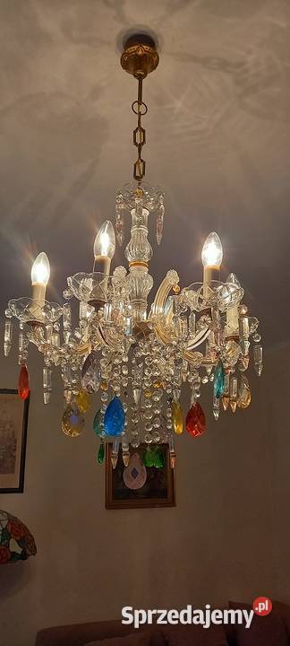 Szklany sześcioramienny żyrandol z kolorowymi Skierniewice