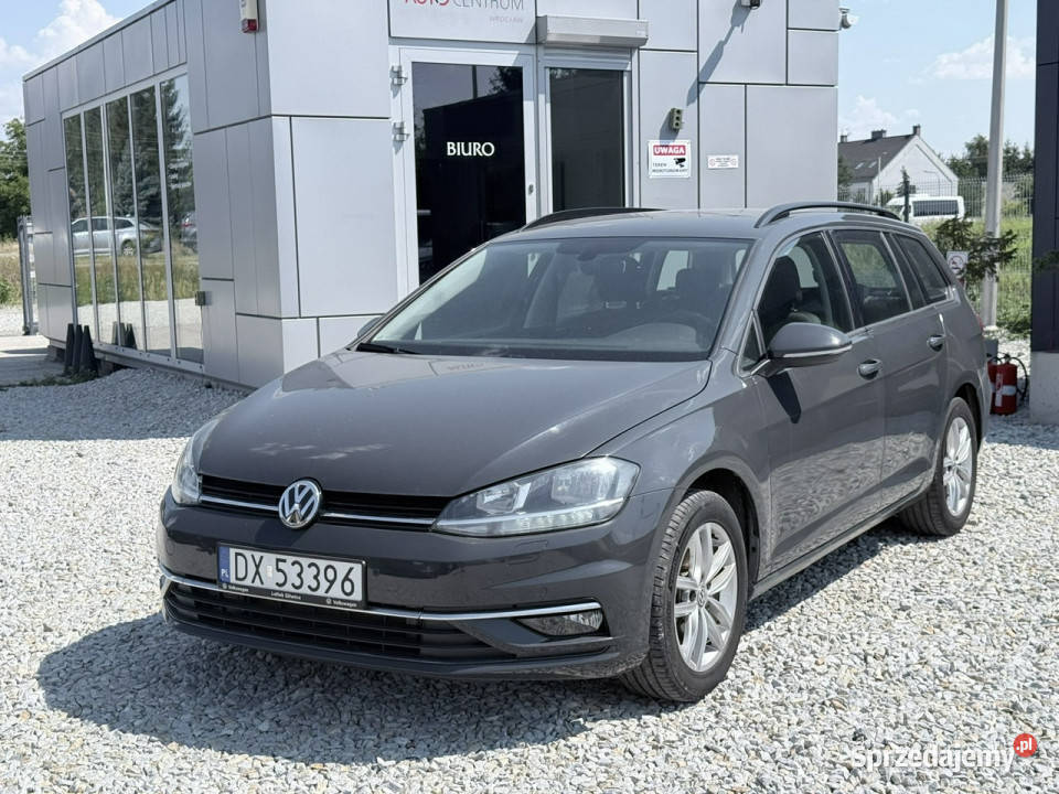 Volkswagen Golf 16 TDi DSG Comfortline 2019r 55 bluetooth Wrocław