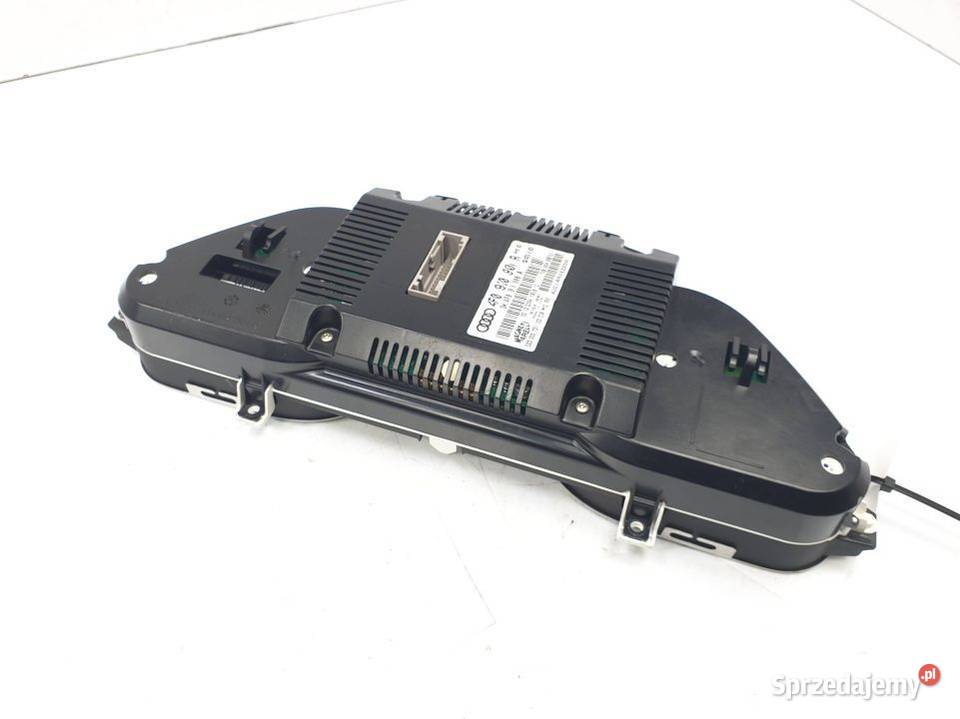 LICZNIK ZEGAR AUDI A6 C6 4F0910900R osobowe Lipno
