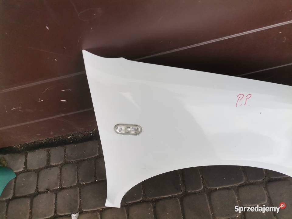 BŁOTNIK PRAWY PRZÓD VW GOLF 4 IV BIAŁY Nowy Sącz