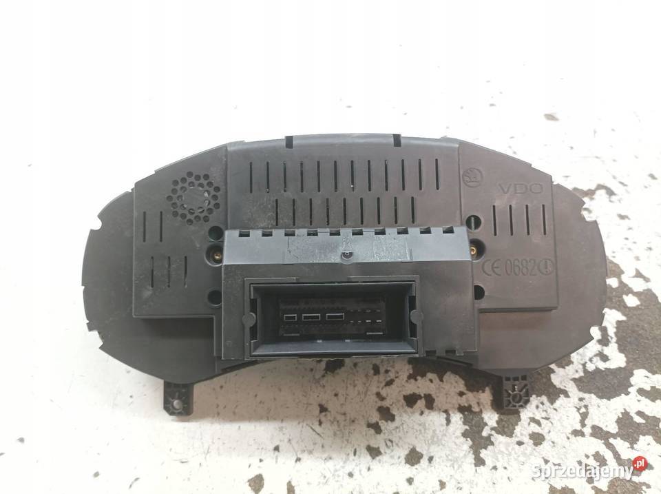 LICZNIK 1Z0920841D Skoda Octavia II 20042013 Rok produkcji 2005