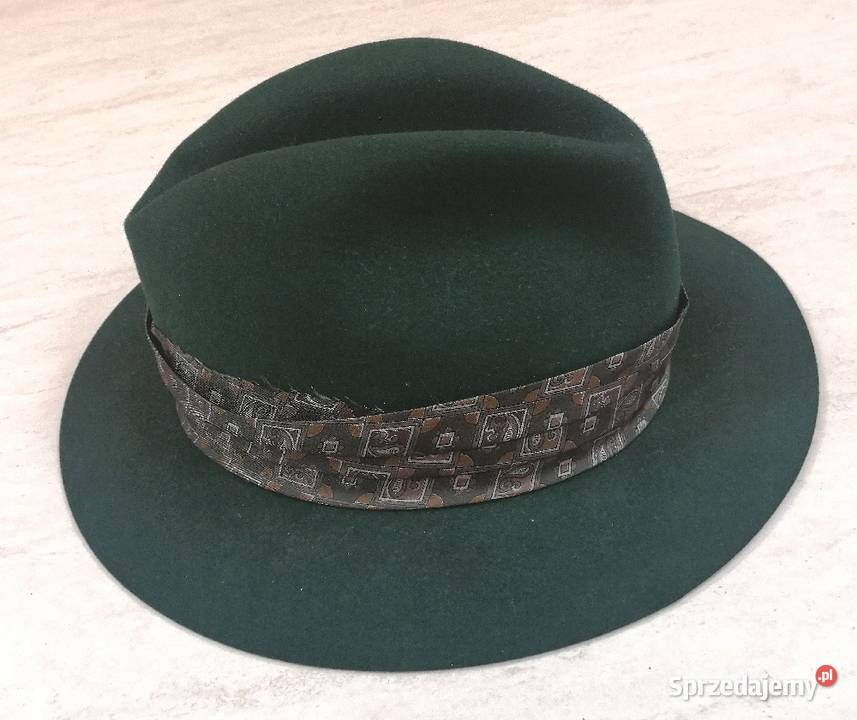 Elegancki filcowy kapelusz warmińsko-mazurskie