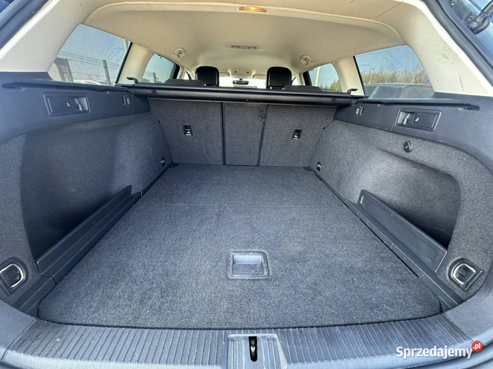 Volkswagen Passat B8 20142023 światła przeciwmgielne Lipówki