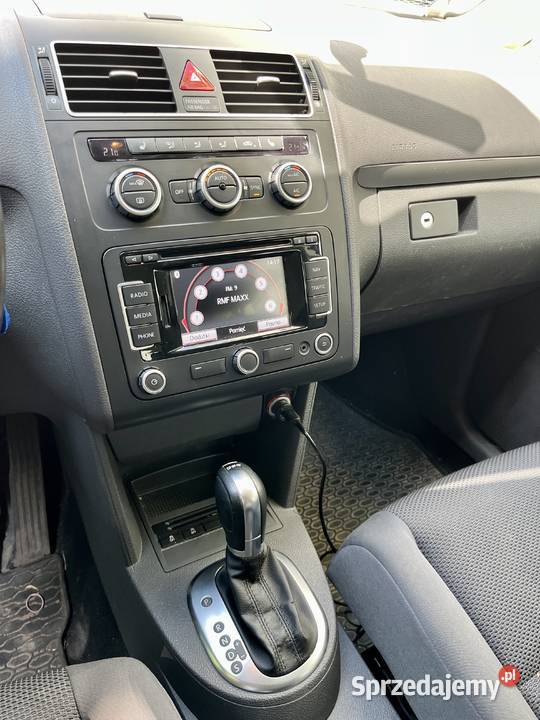 Volkswagen Touran 16 TDI 2013r 200k DSG Warszawa sprzedam