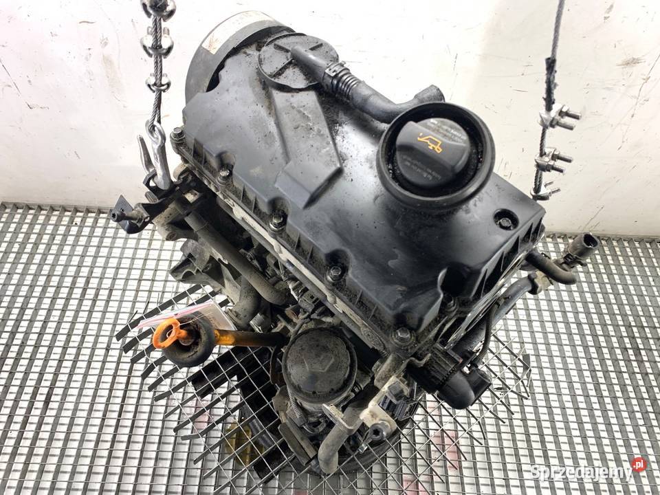 SILNIK VW 19 100 AVQ 0310 TOURAN