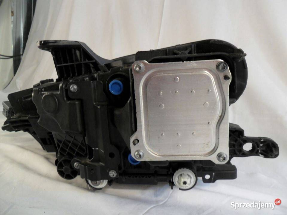 Reflektor Przód strona prawa Volvo V60 B01720206 osobowe Nowy Tomyśl