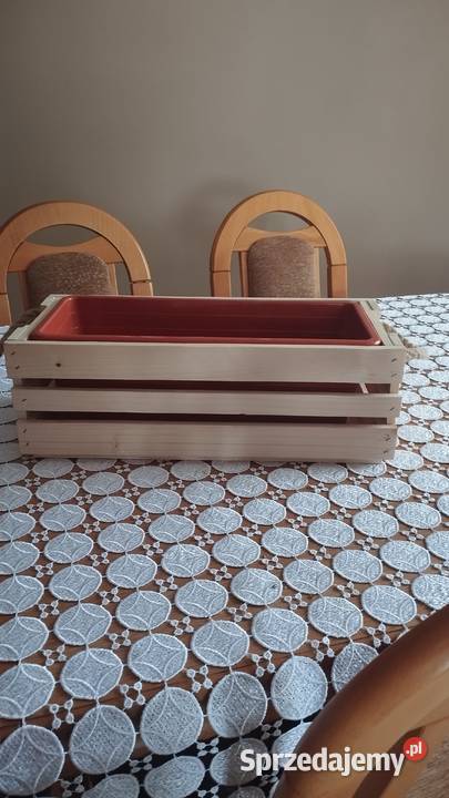 Drewniana skrzyneczka handmade wykonana z litego Donice Kuków