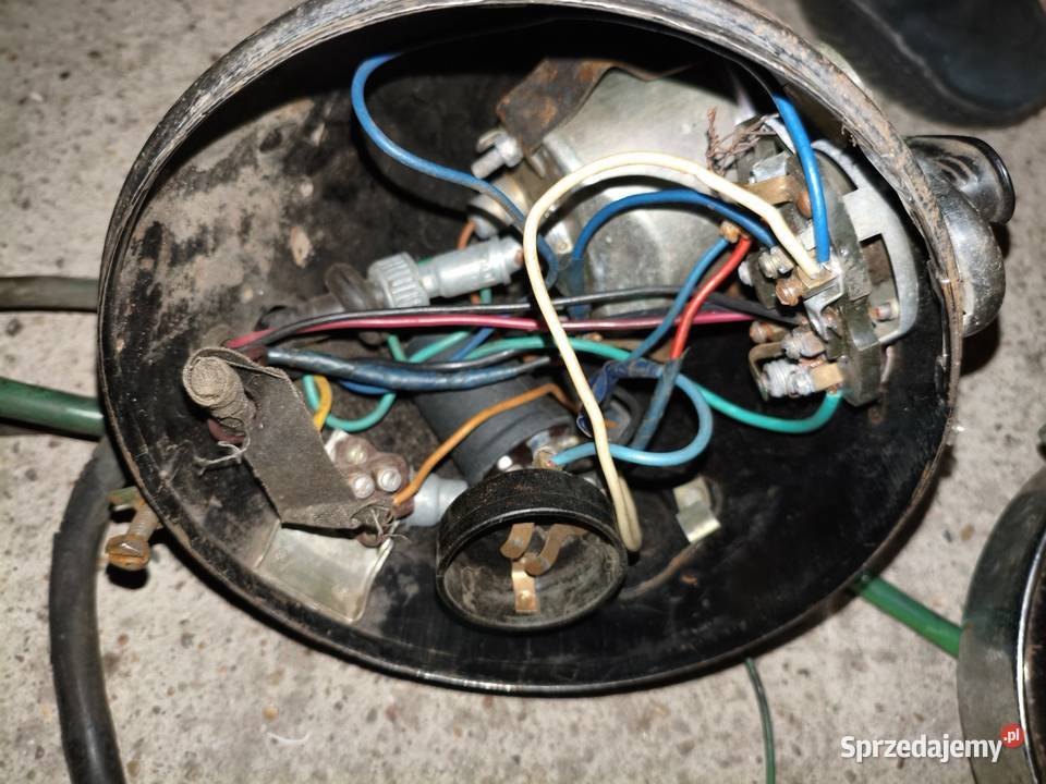 Lampa przednia z instalacją elektryczną Ural M62