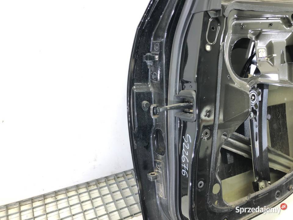 DRZWI PRAWY TYŁ BMW E60 SedanLimuzyna 0310