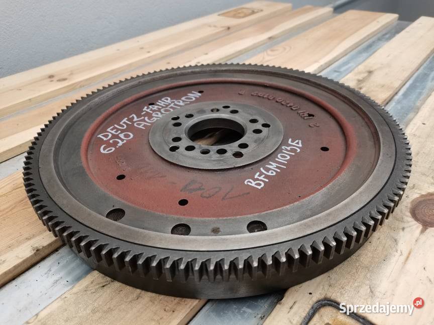 Koło zamachowe Deutzfahr 620 04208192 sprzedam