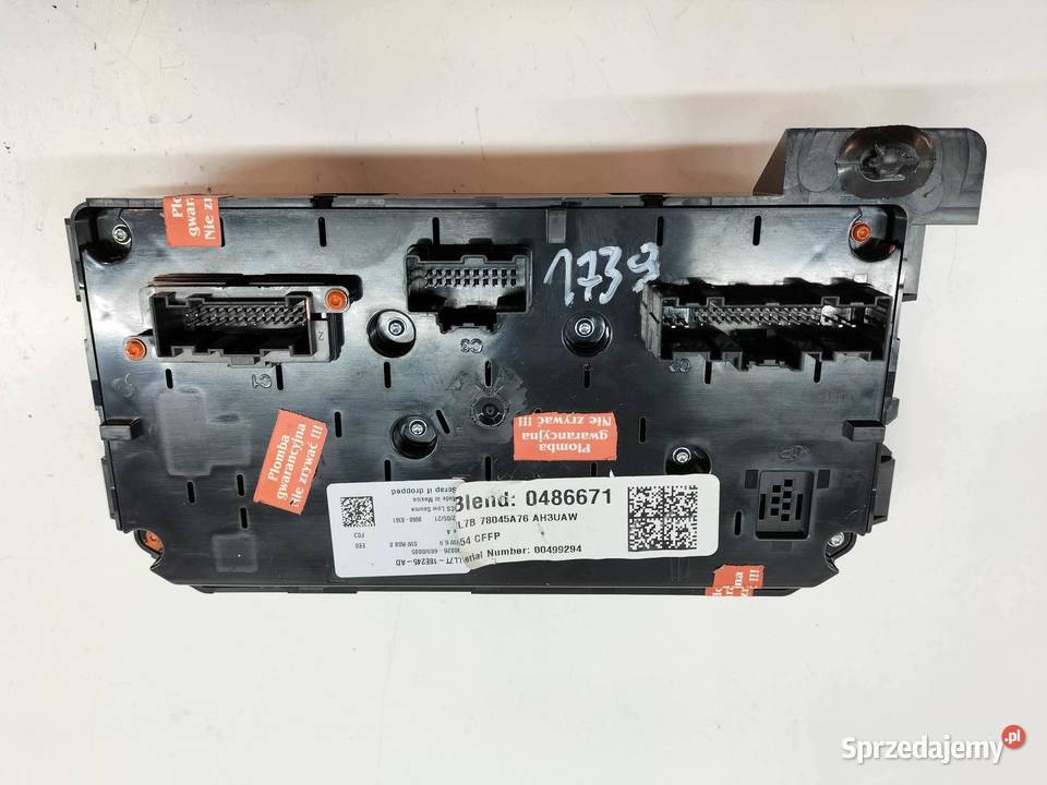 PANEL NAWIEWU RADIA LL7T18E245AD Lincoln Wyposażenie wnętrza