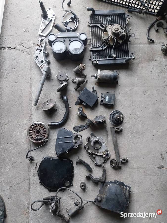 Kawasaki GPX 600 garażowe porządki