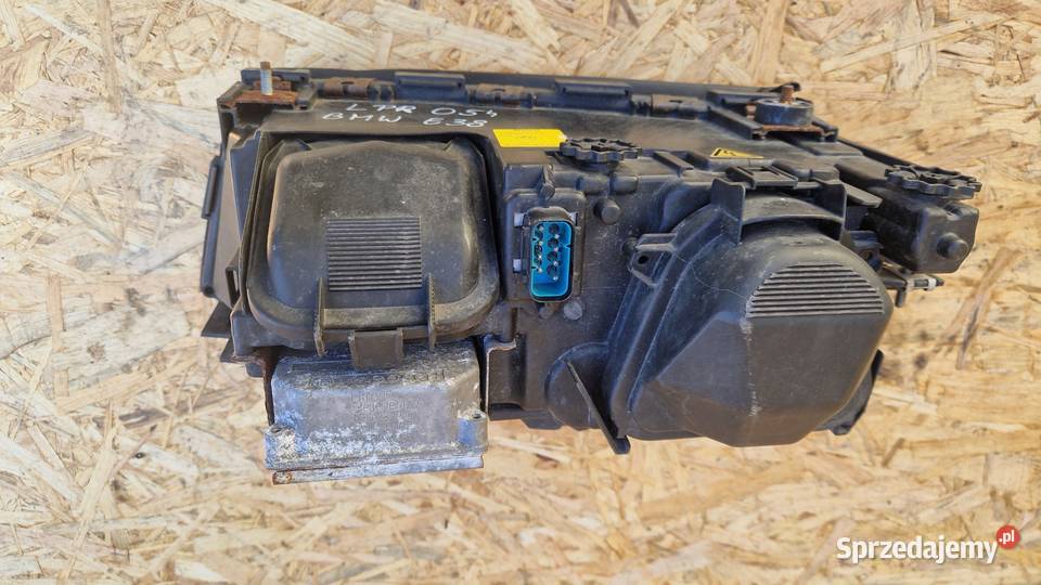 BMW E38 LAMPA PRZÓD PRZEDNIA PRAWA EUROPA XENON osobowe wielkopolskie Słowikowo
