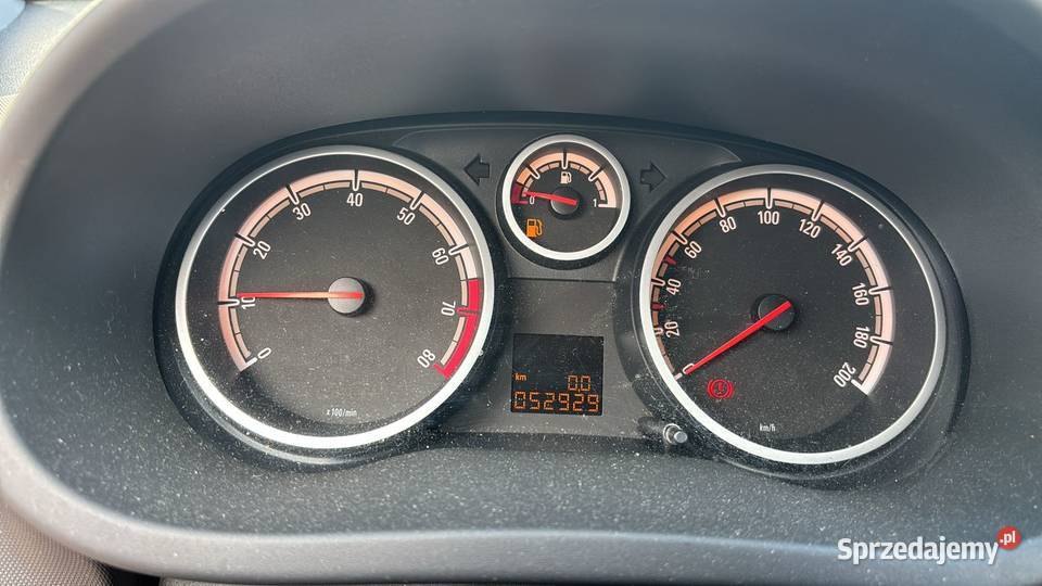 Opel Corsa 2014 14 benzyna Klimatyzacja 50 Swarzędz