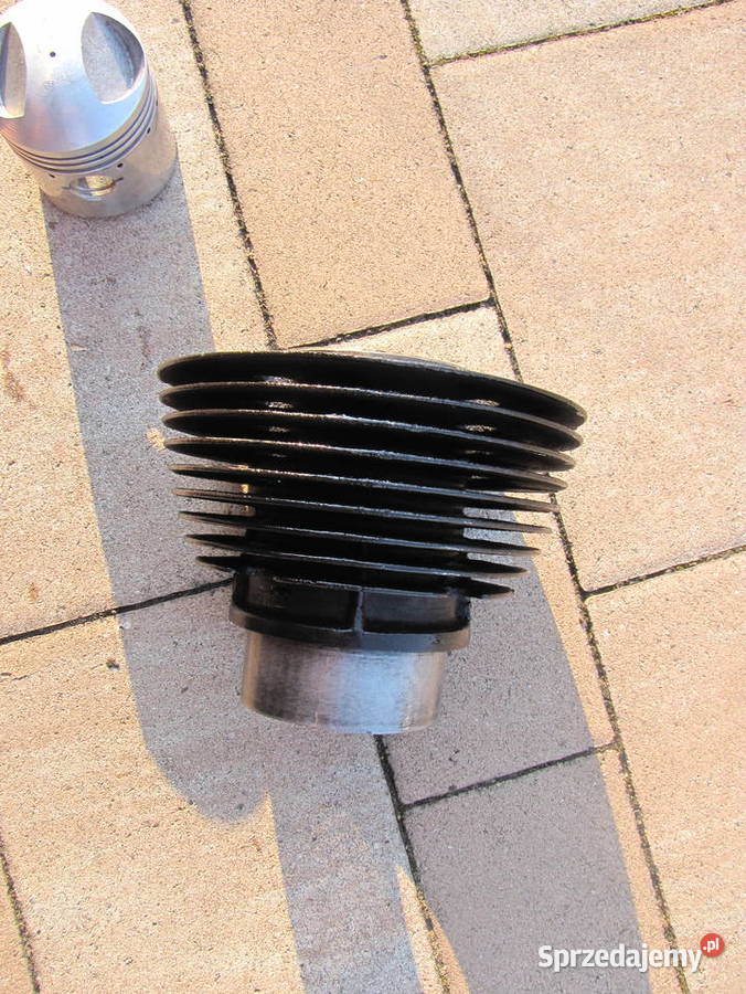 Cylinder Junak M10 tłok FSO oryginalny Rzepin Drugi