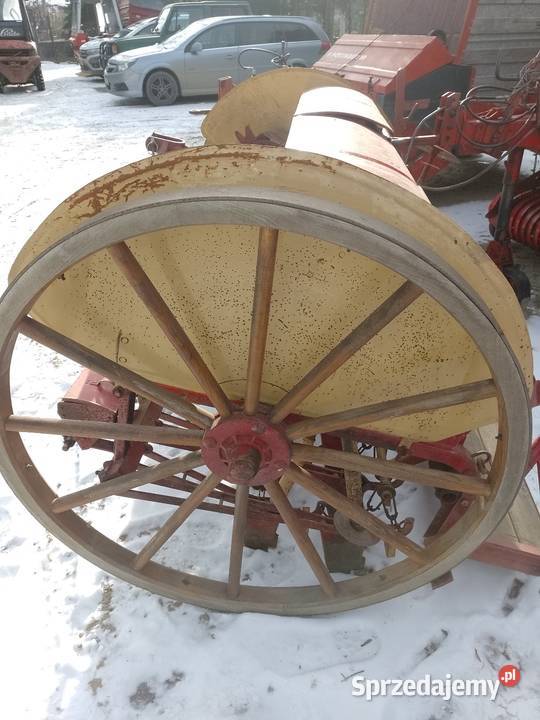 Sprzedam siewnik do zboża Jastrzębia