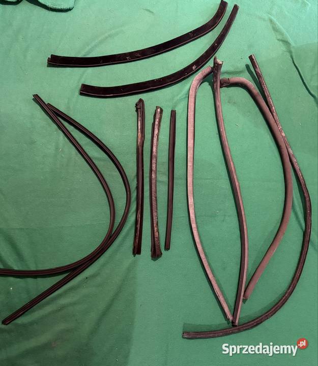 Wyprzedaż uszczelki z BMW e24 Mszana