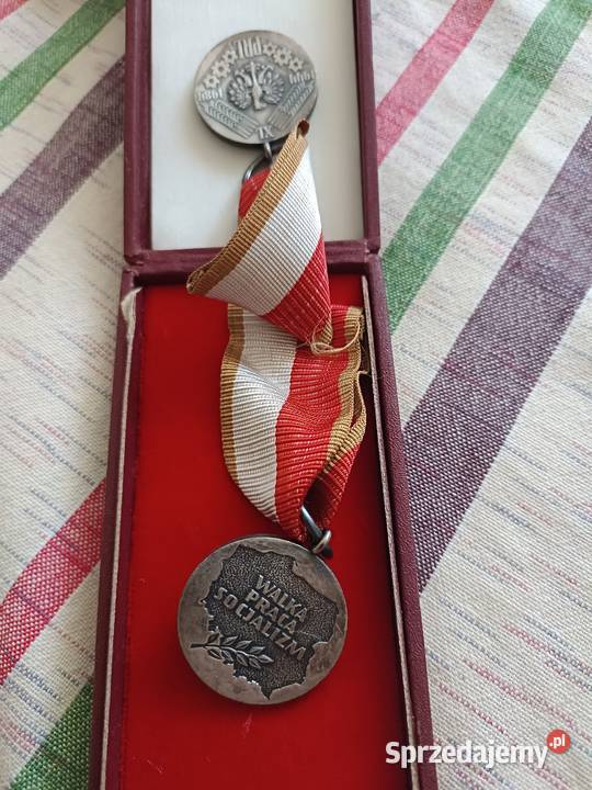 Sprzedam zlote srebrne krzyze zaslugi inne Chełm