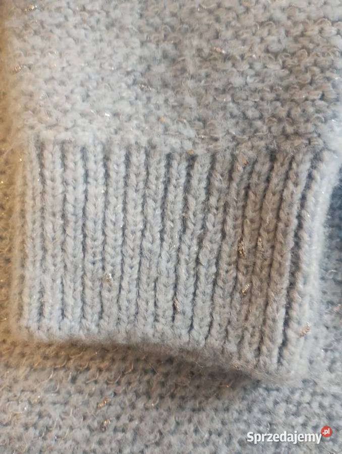 Błękitny sweterek ze srebrną nitką długi Bochnia sprzedam