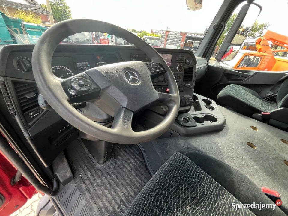 Wywrotka 8x4 Merc automatyczna Warszawa