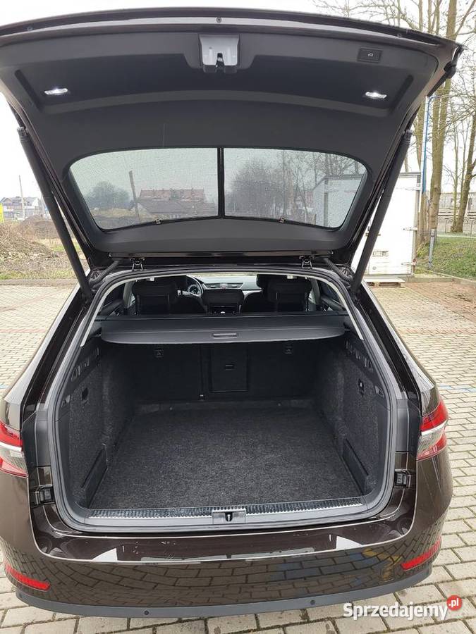 Skoda Superb III serwisowany 1 wł niski przebieg 19cm3 Superb