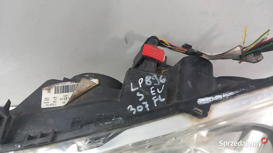 PEUGEOT 307 LIFT LAMPA PRZÓD LEWA EU SOCZEWKA wielkopolskie Zbierkowo