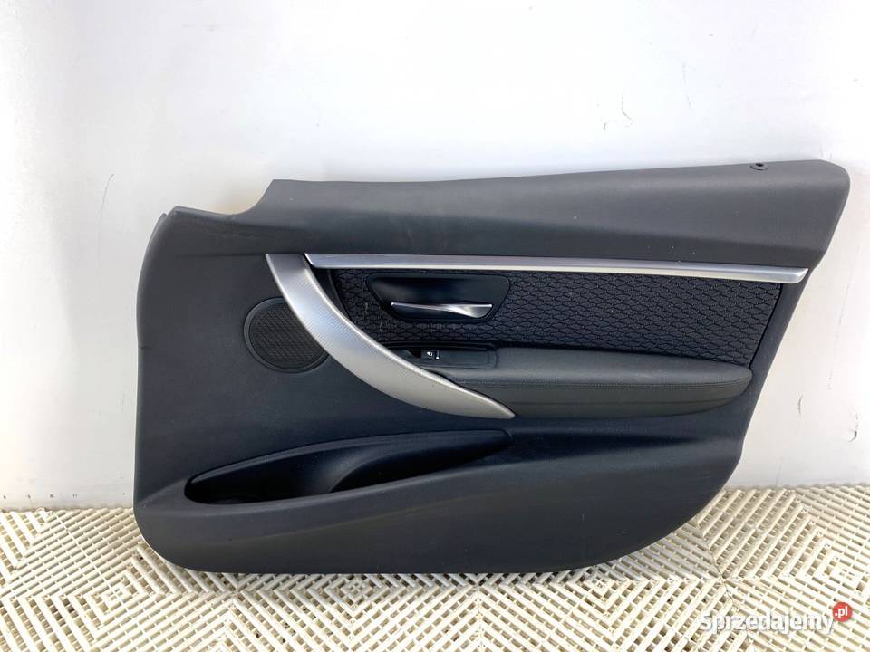 BOCZEK DRZWI PRAWY PRZÓD BMW F30 Hatchback 1118 podkarpackie