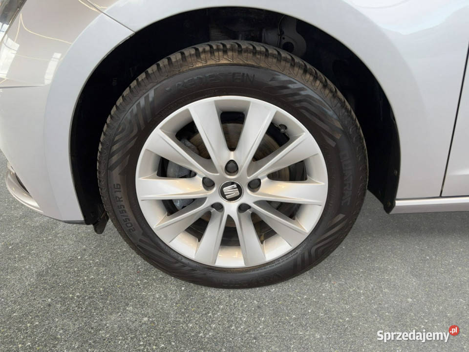 Seat Leon ST Style 15TSI 130 M6 20182019 r salon