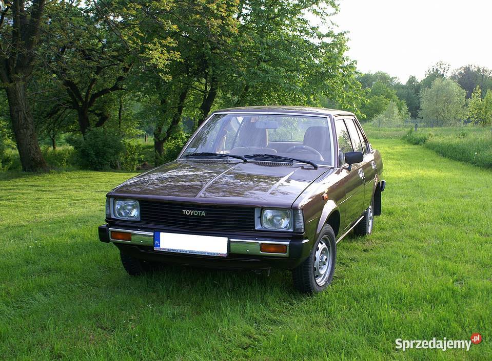 Toyota Corolla E7 1980 Klasyk Piękny Sedan / Limuzyna Kraków