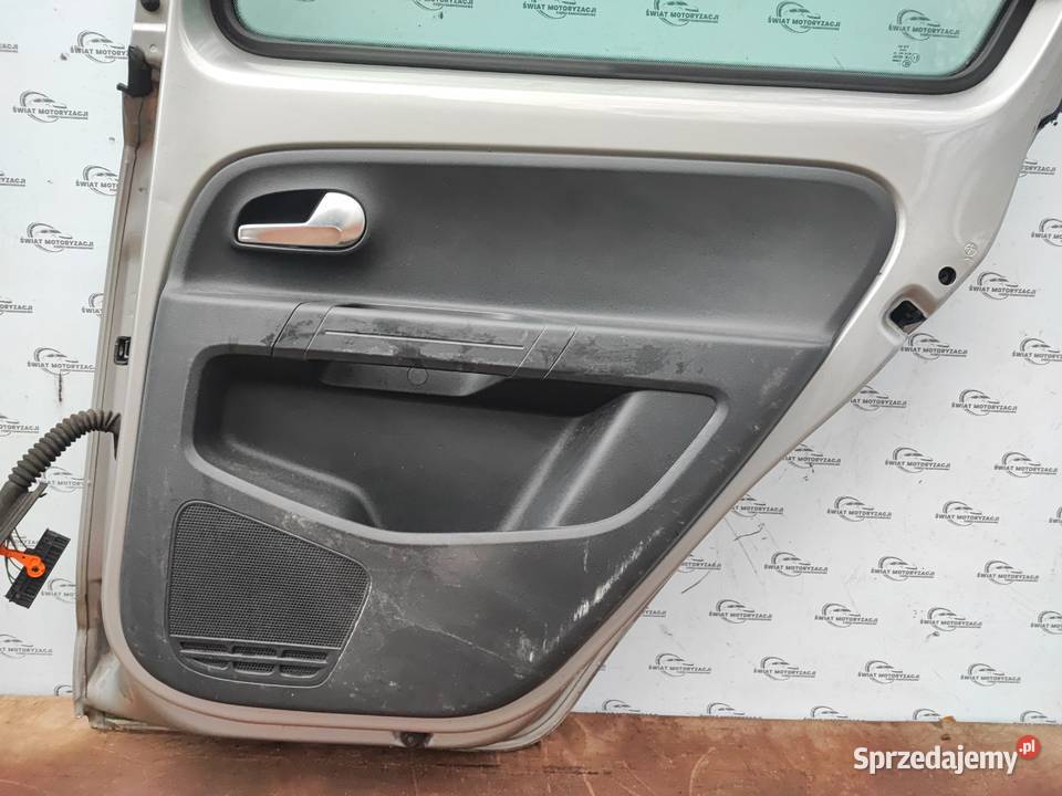 VOLKSWAGEN UP 15r drzwi prawe tył świętokrzyskie Kielce sprzedam